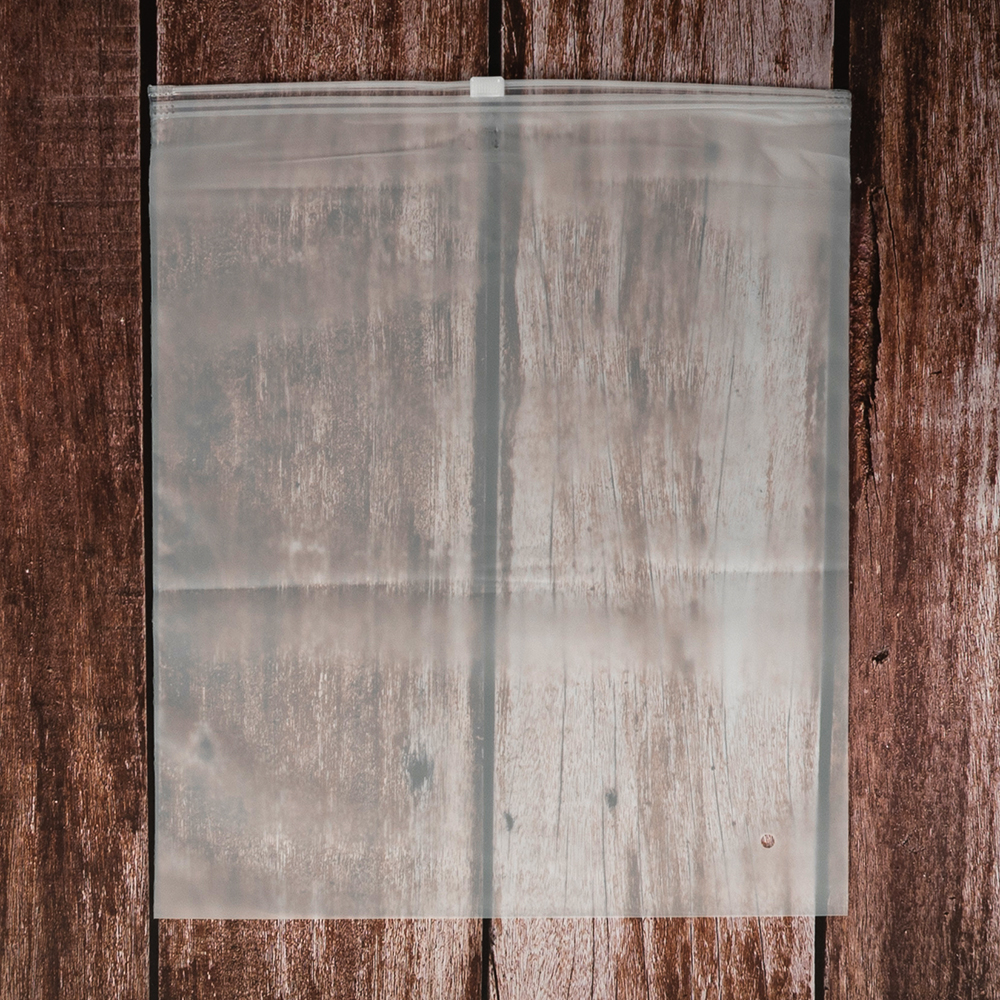 Пакет ПВД с замком слайдер 20*25 см, 70 мкм, матовый, 50 шт. Пакет ПВД с замком слайдер 20*25 см, 70 мкм, матовый, 50 шт.